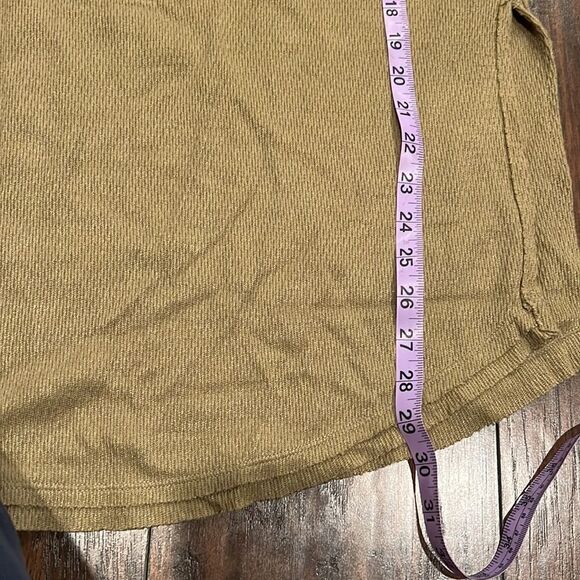 Free People
Snowy Thermal size L in EUC - Picture 8 of 10